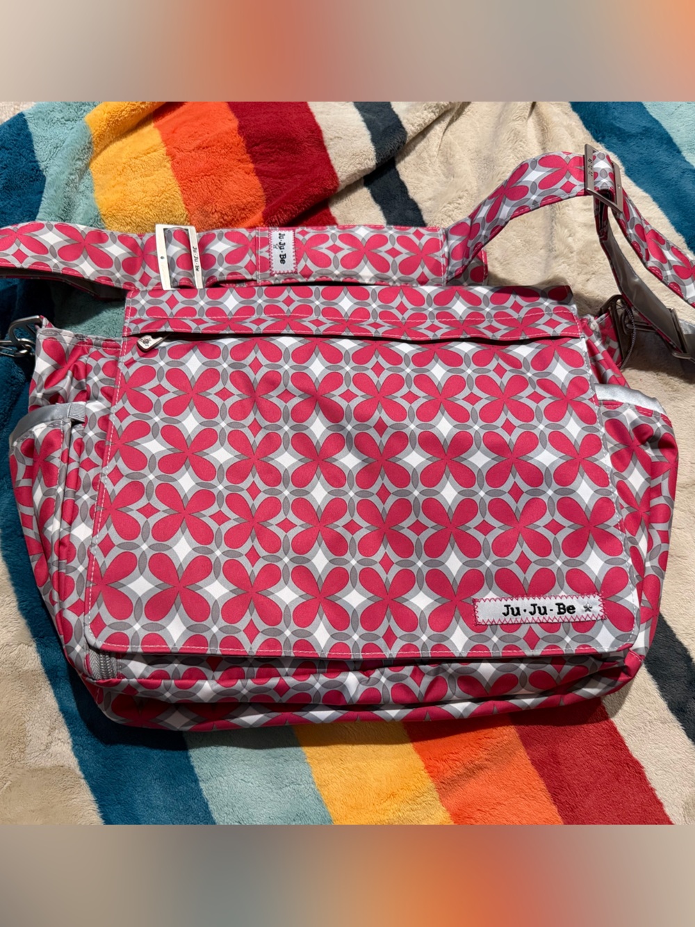 NWT Ju-Ju-Be Better Diaper Bag Messenger Pink Gray Floral Changing Pad included.